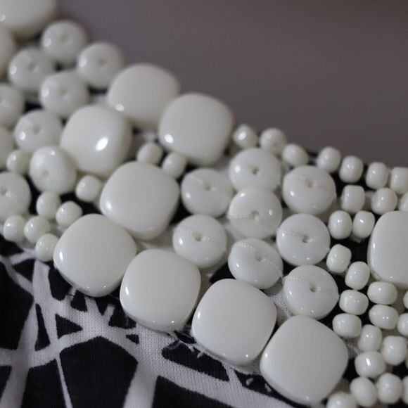 Ellen Tracy Black & White Mandala print Beaded Yoke Party Dress 14 - Picture 5 of 15